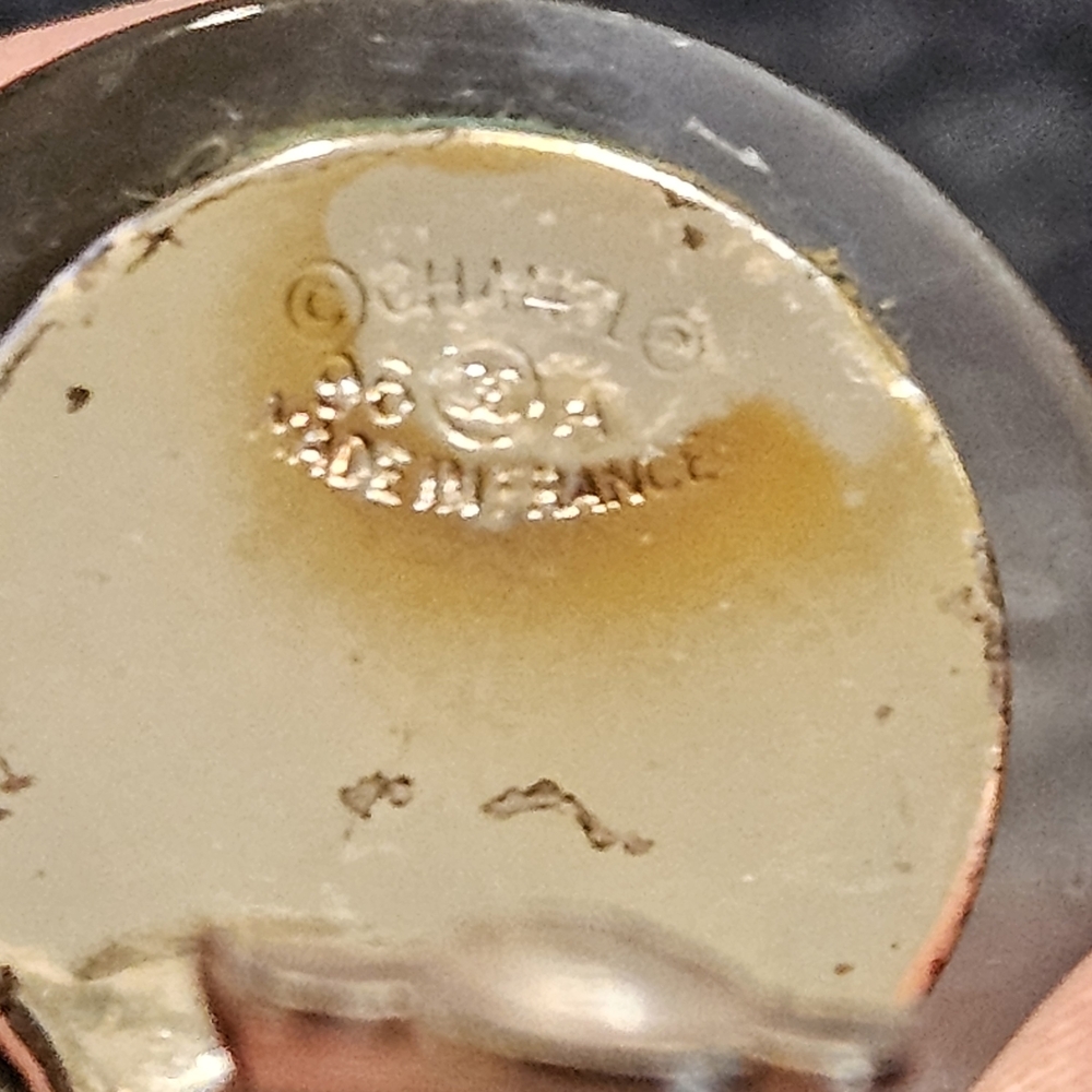 CHANEL Pearl Gray and Gold Crystal Earrings - Picture 6 of 10